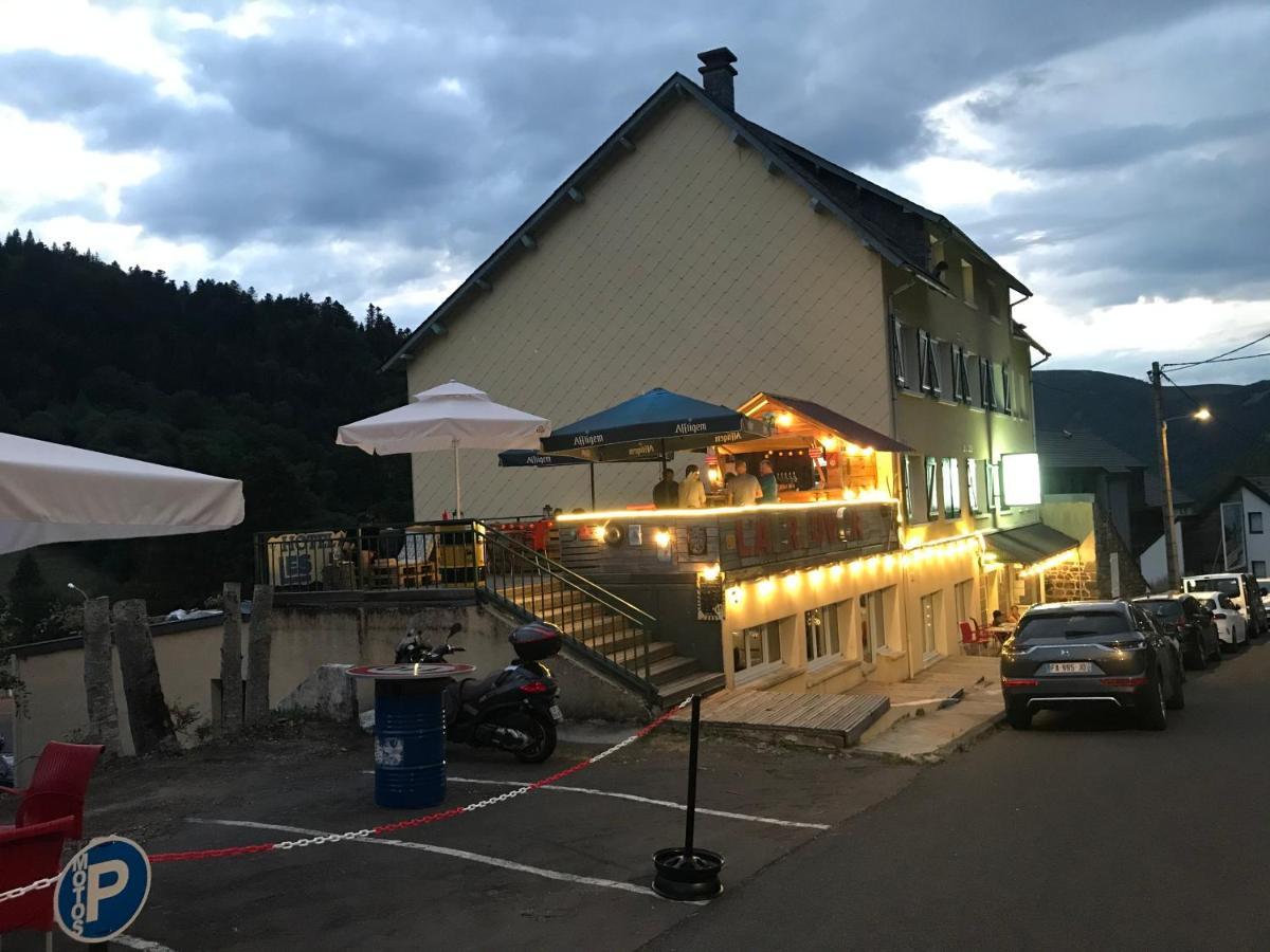 Hotel Les Mouflons Le Mont-Dore Eksteriør bilde