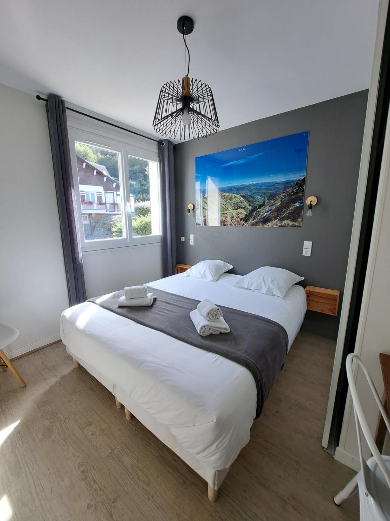 Hotel Les Mouflons Le Mont-Dore Eksteriør bilde